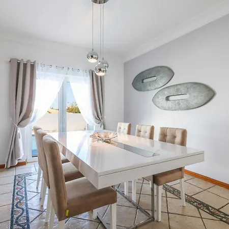 Alfazema By Algarve Holidays Αλμπουφέιρα